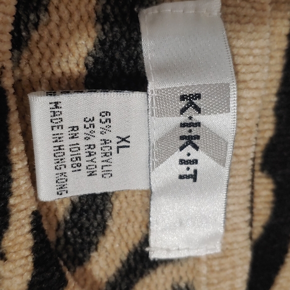 Vintage women's pullover sweater.  Size XL - Picture 9 of 9